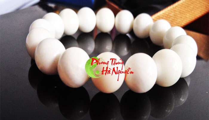 vòng tay đá bạch thạch